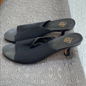 Vintage Donald Pliner Bk Sandal Heel Leather Sole 7.5